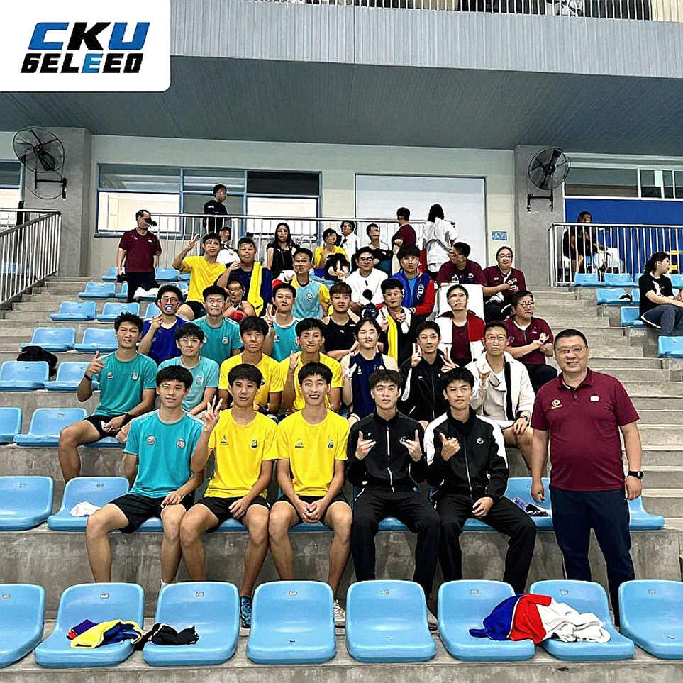 Không thể bịa chuyện từ một bản phân tích rỗng: Bài học im lặng của nhà báo thể thao